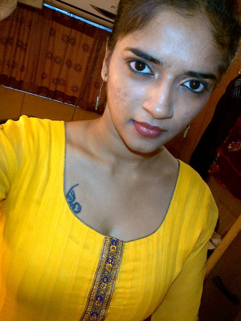 Vasundhara Kashyap Selfies Leaked More Indian Bollywood Actress And